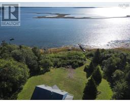 Primary Bedroom - 3470 Sandy Point Road, Jordan Bay, NS B0T1W0 Photo 3