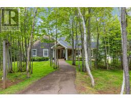 56 Hutt Lane, Image 2