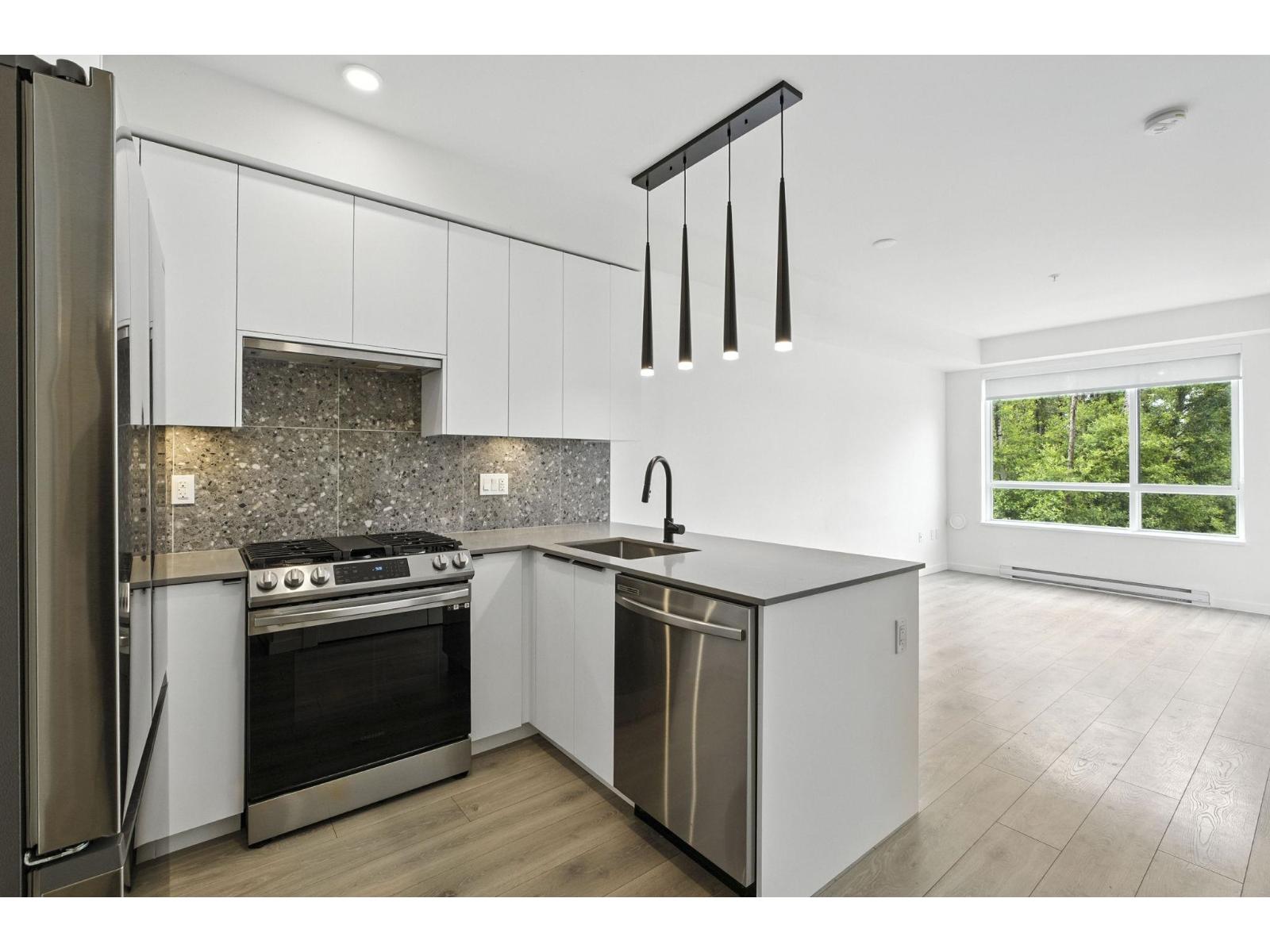 310 7920 206 Street