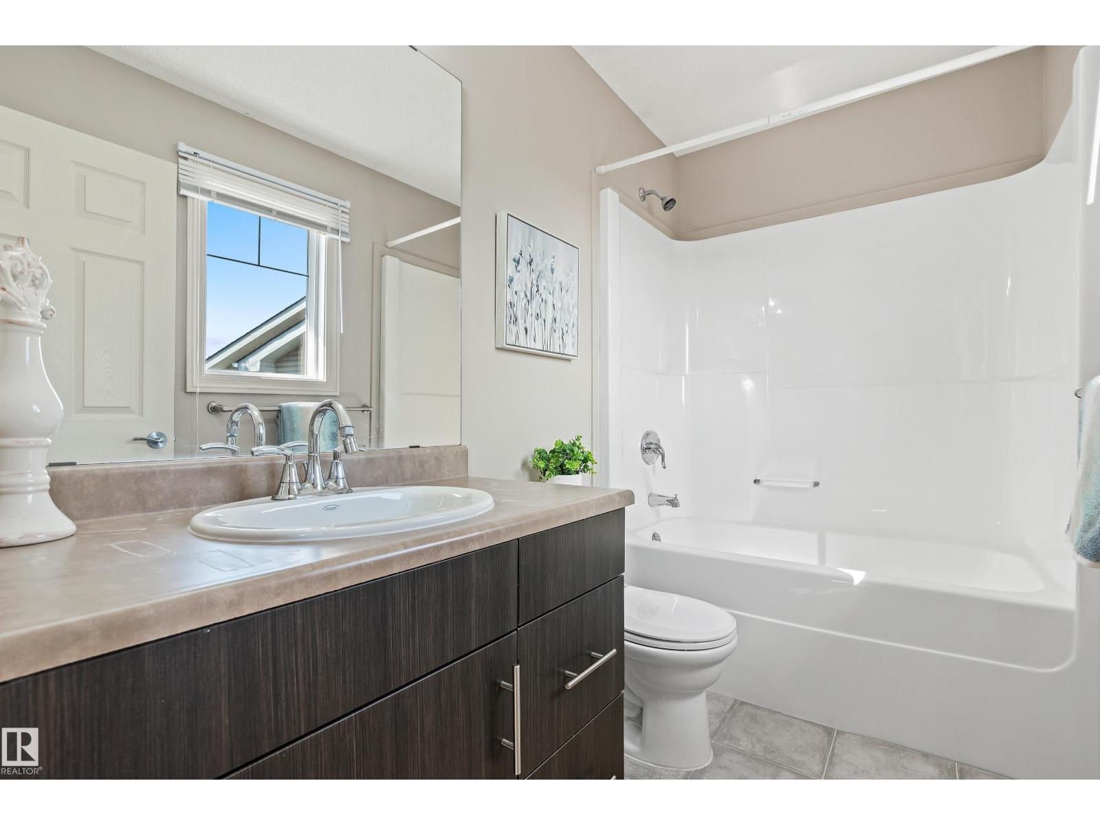 1301 Cunningham Dr Sw