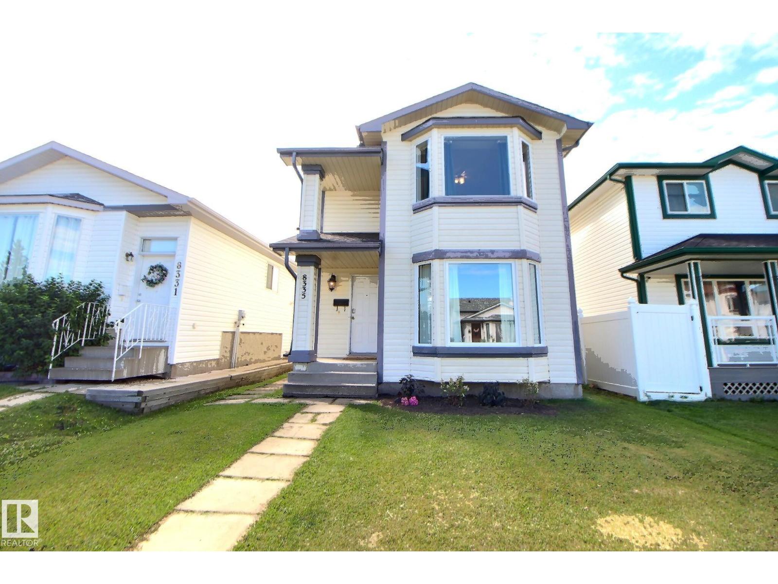 8335 159 Av Nw