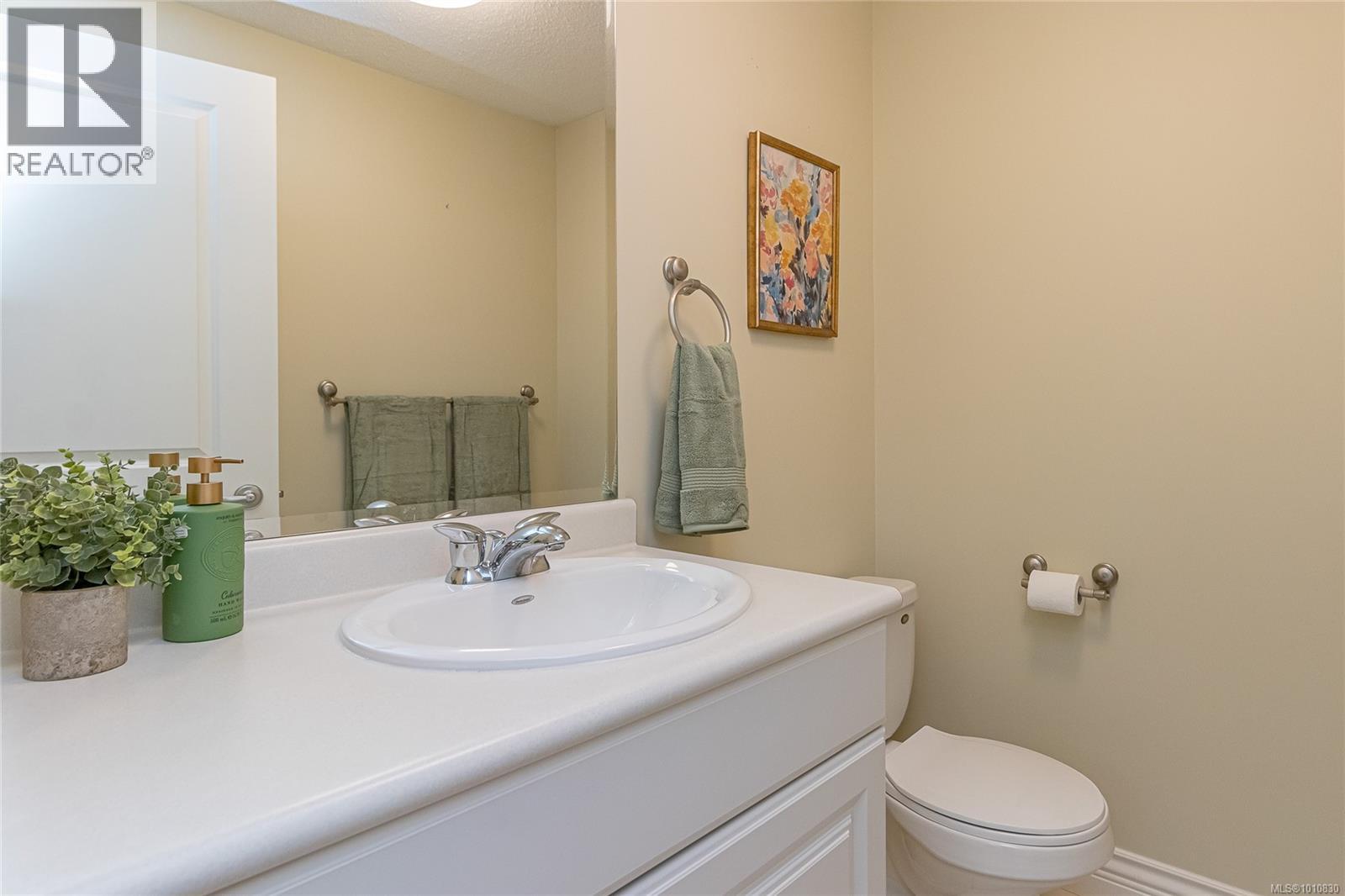 1283 Roberton Blvd
