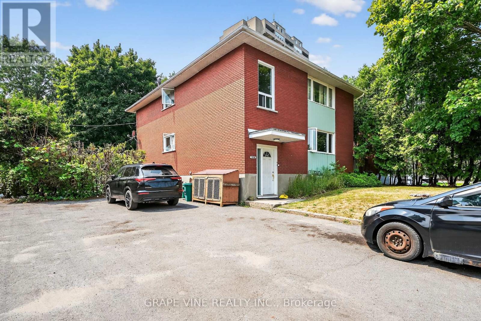 1098 Clyde Avenue