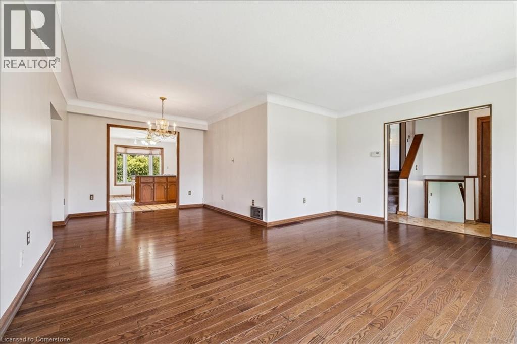 1 Westview Crescent