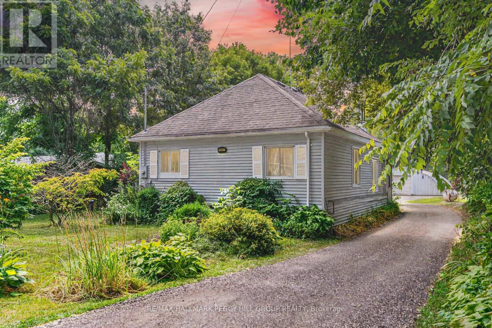9007 Webster Road