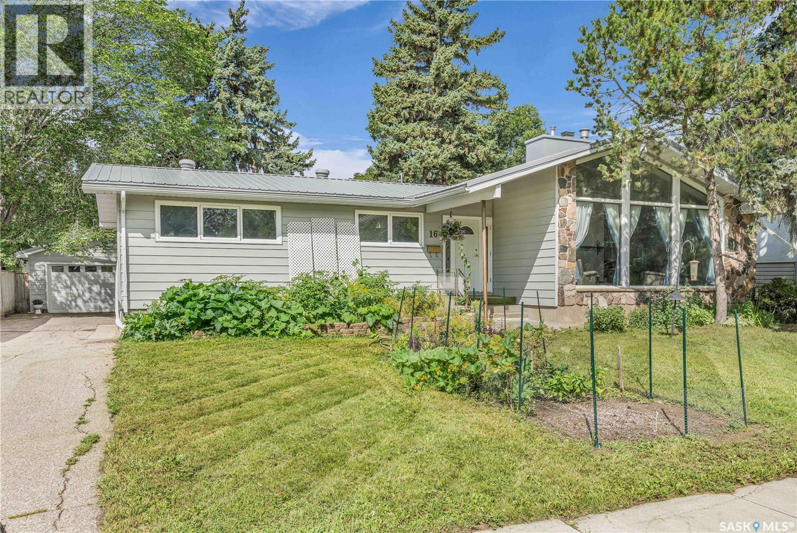 16 Massey Road