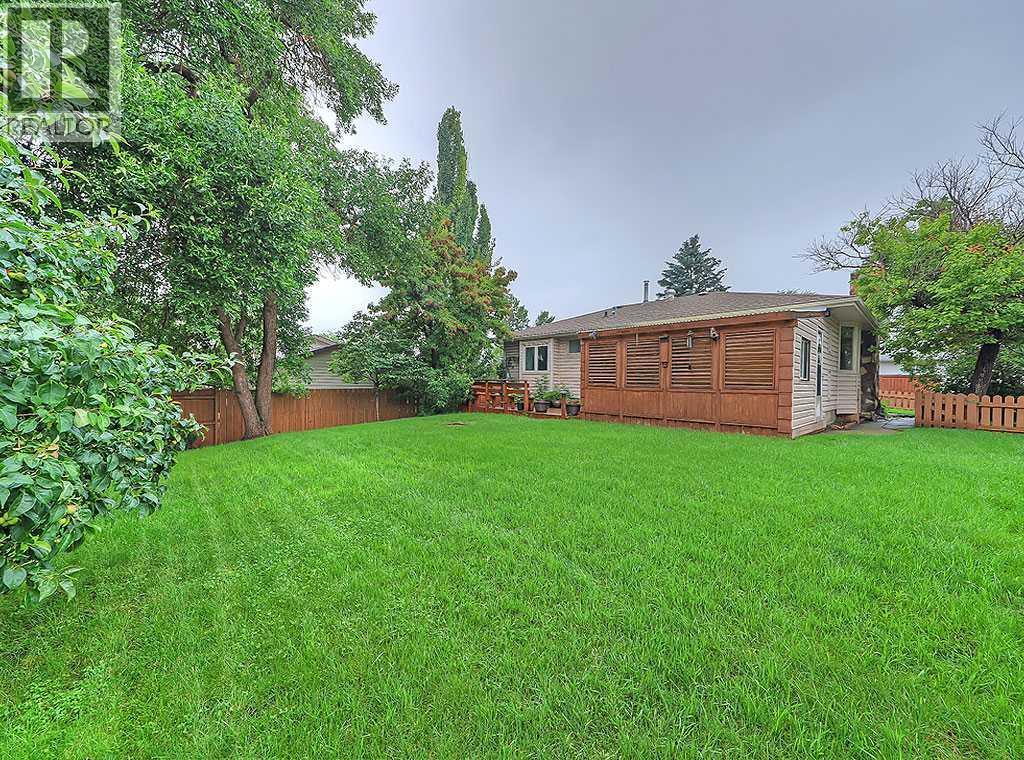 335 Lynnover Place Se