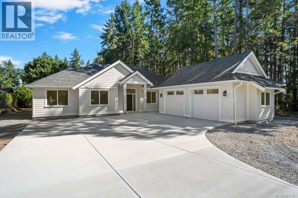 7436 Lantzville Rd