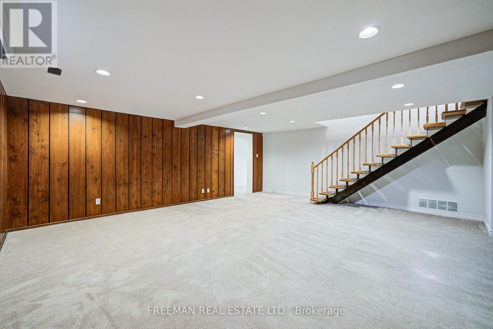 1528 Knareswood Drive