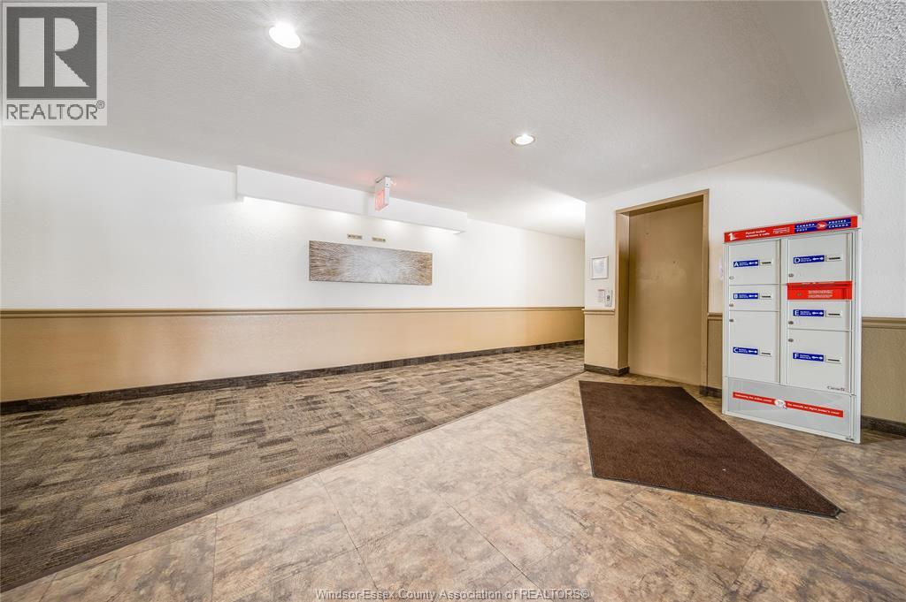 2922 Rivard Unit 206