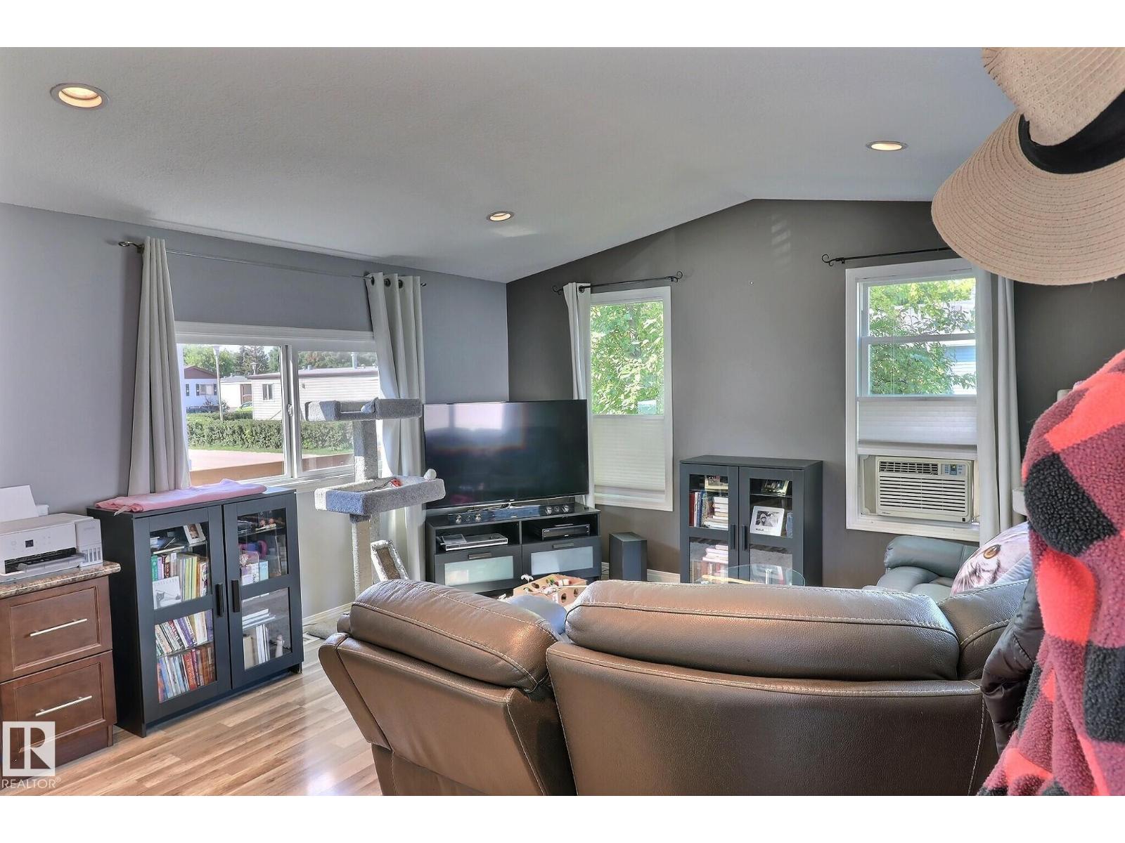 117 West View Cr Nw