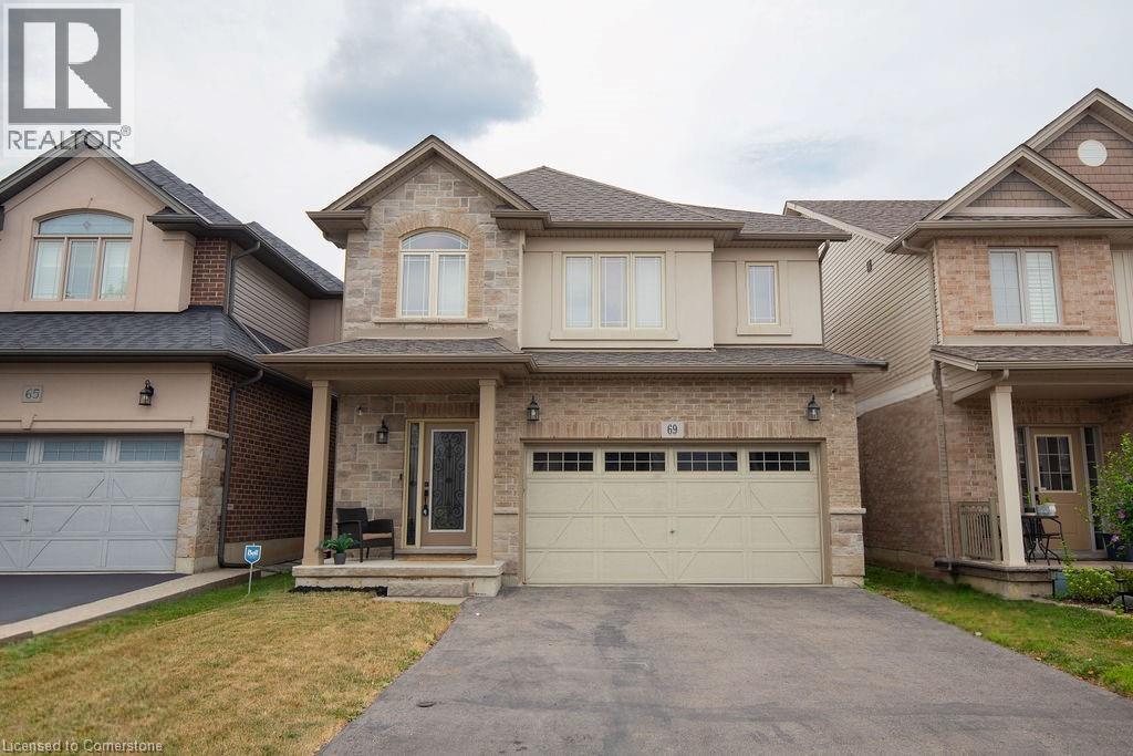 69 Winslow Way