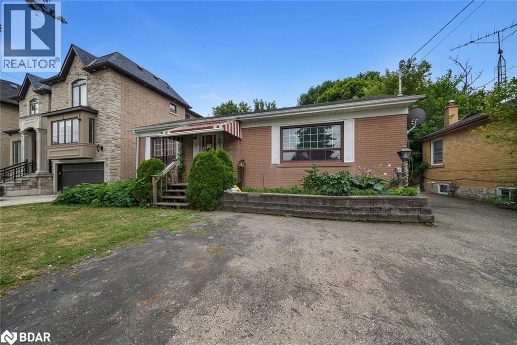 105 Rockport Crescent