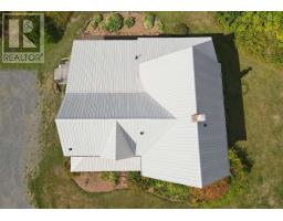 Living room - 1135 Cambridge Road, Sturgeon, PE C0A1R0 Photo 2