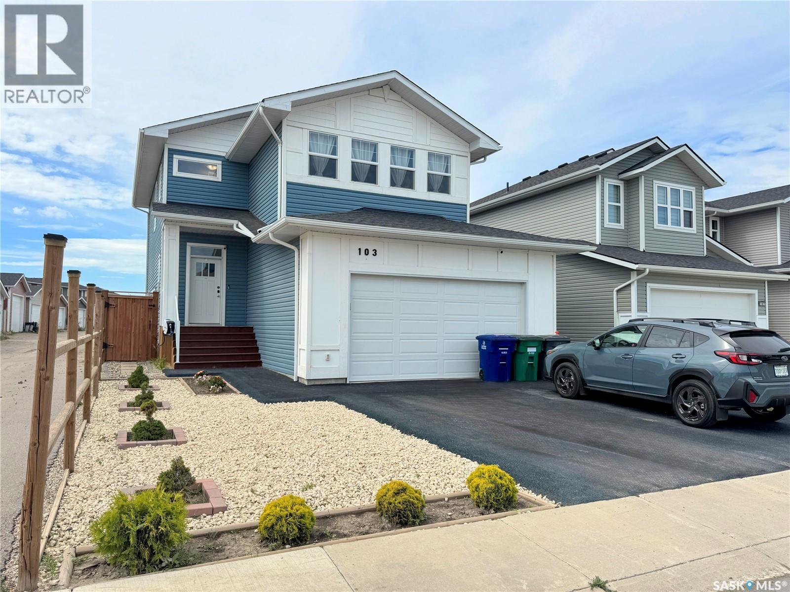 103 Stromberg Crescent