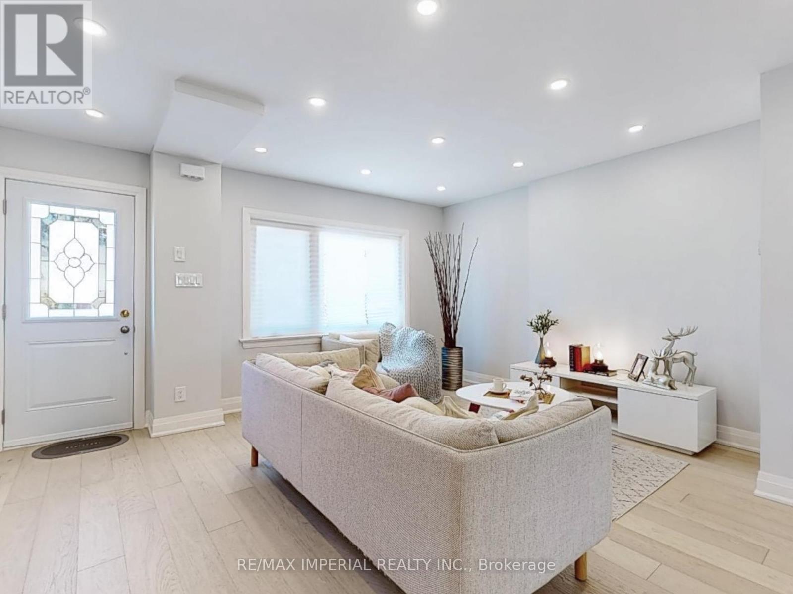 9 Lesmount Avenue