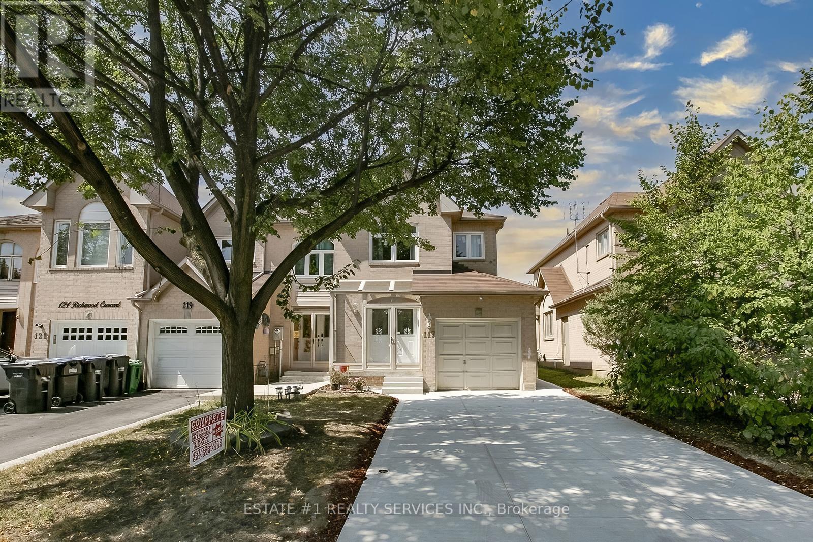 117 Richwood Crescent