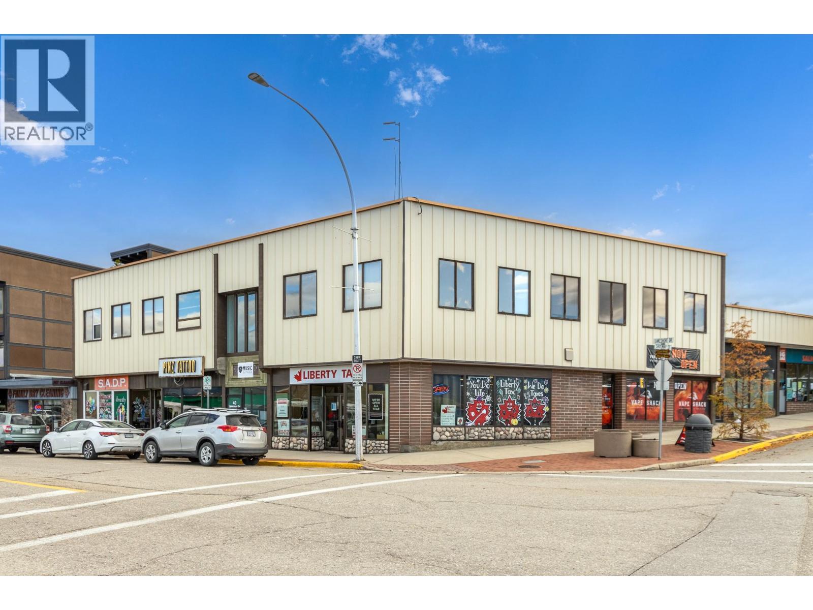 40 Lakeshore Drive Ne Unit 202 208