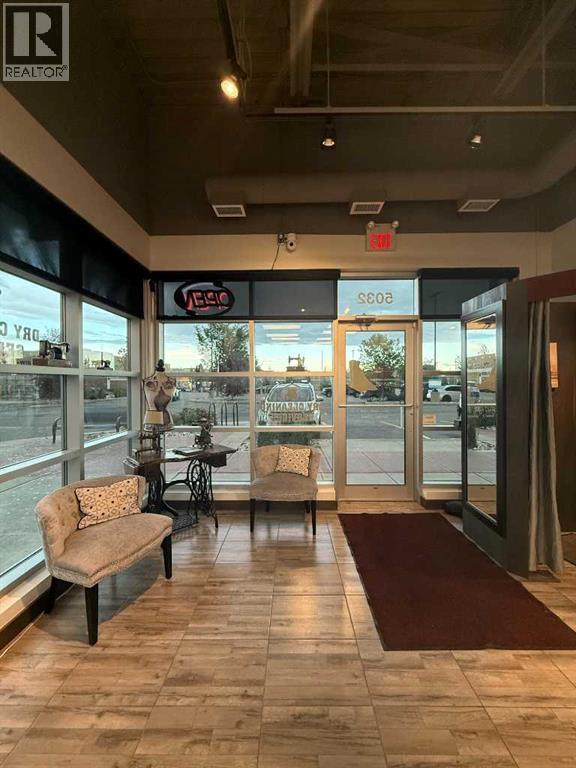 123 Alterations Lane Nw