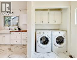 2pc Bathroom - 371 6th Avenue Nw, Swift Current, SK S9H0X9 Photo 5