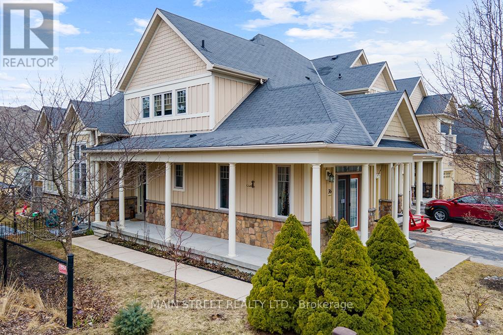 36 Savannah Crescent