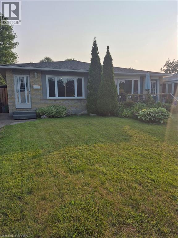 61 Woodlawn Avenue