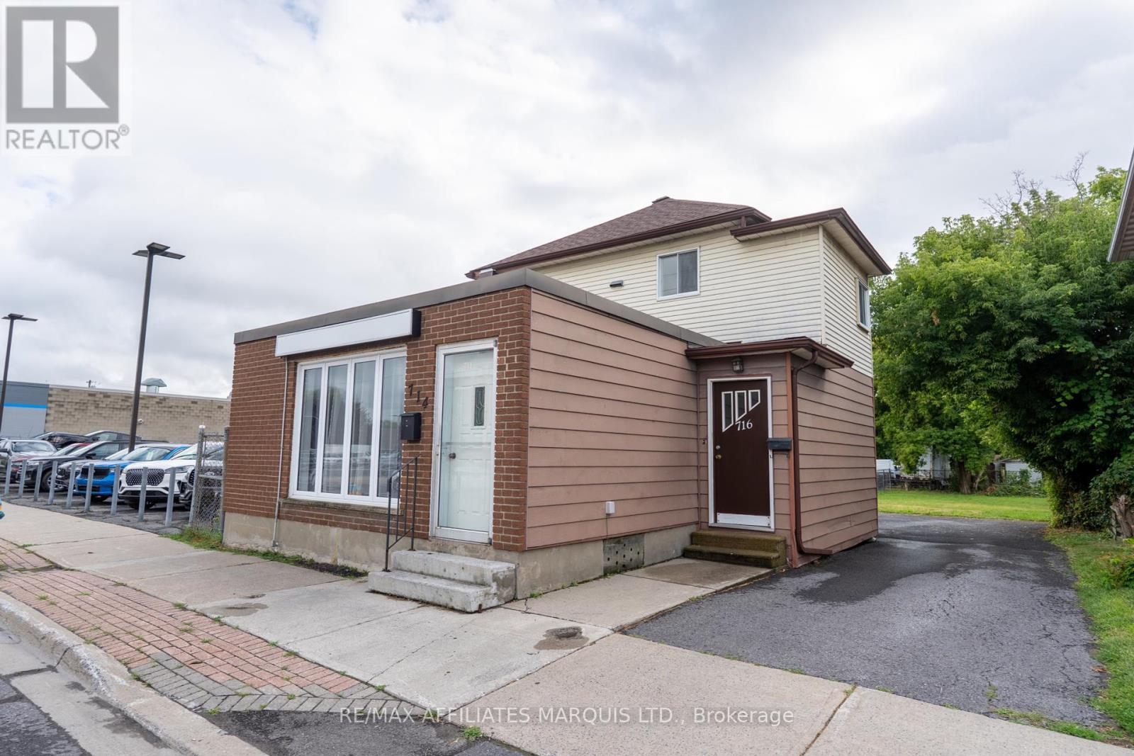 714 716 Pitt Street