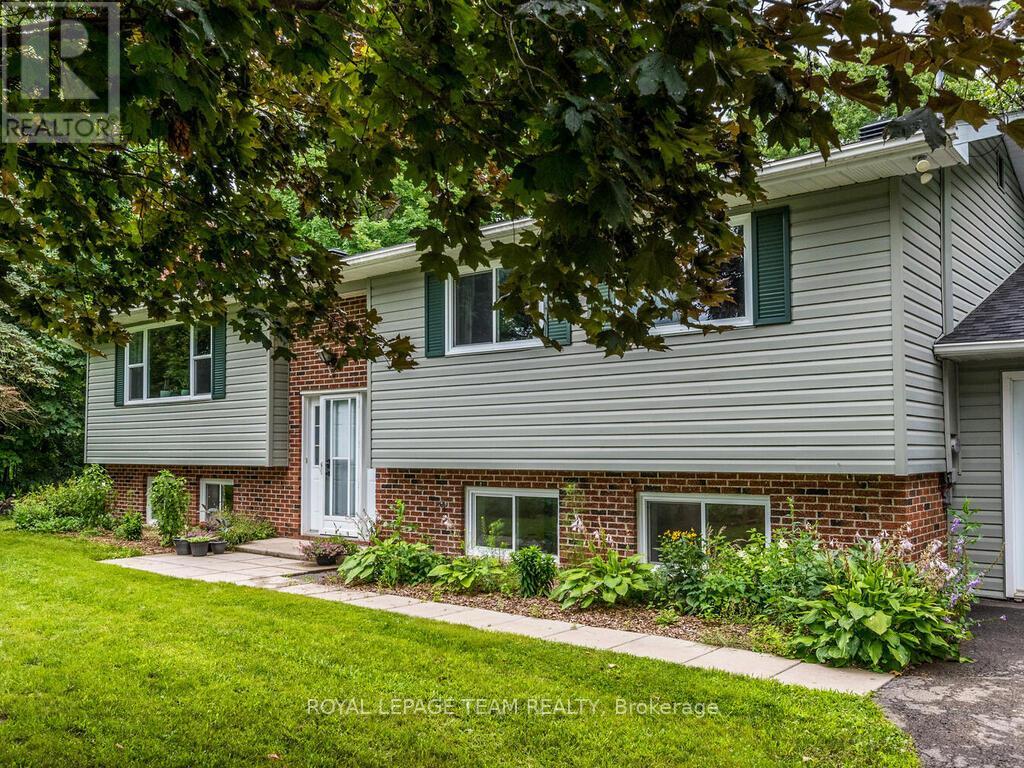 6677 Roger Stevens Drive N
