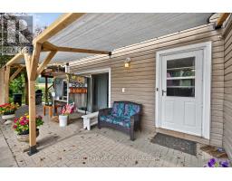 Dining room - 8870 County 93 Road, Midland, ON L4R4K4 Photo 3
