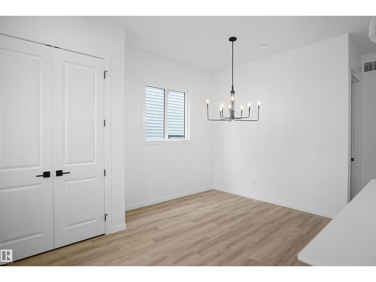 20603 42 Av Nw