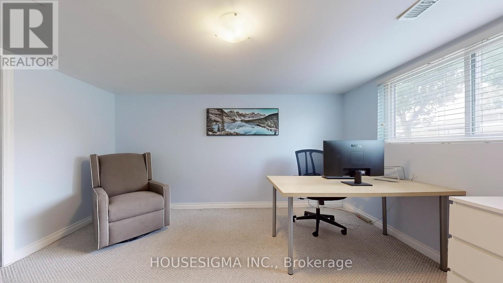 641 Glen Moor Crescent