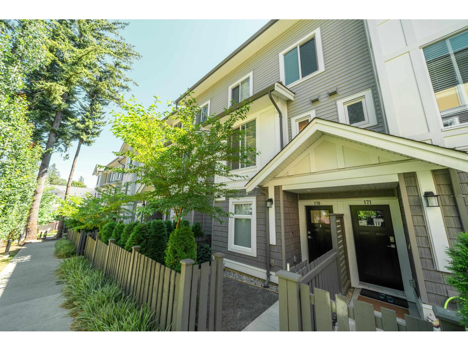 170 9718 161 A Street
