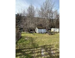 Kitchen - 48835 Highline Road Fraser Canyon, Boston Bar, BC V0K1C0 Photo 2