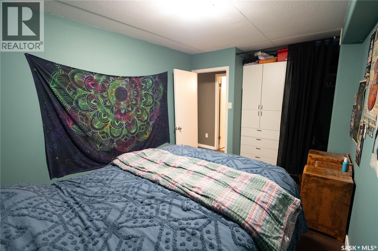 38 20 Assiniboine Drive