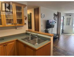 Kitchen - 8010 Vedette Drive Unit 10, Osoyoos, BC V0H1V2 Photo 3