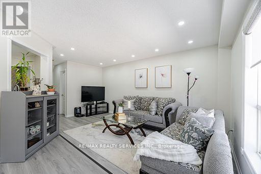 47 Heartleaf Crescent