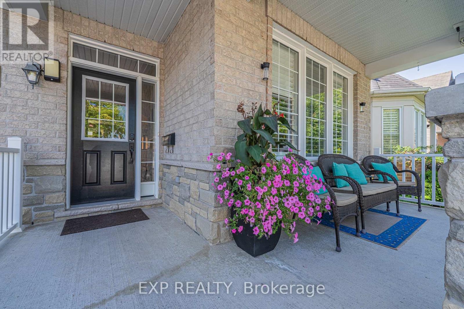 3308 Riverset Crescent