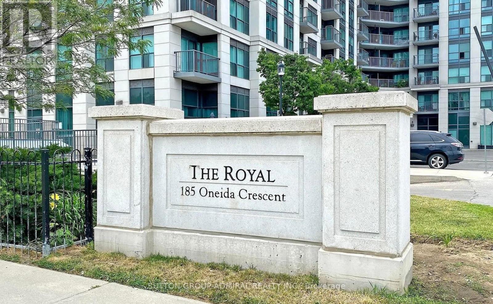 908 185 Oneida Crescent