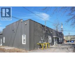 8 12 York Street, Chathamkent, ON N0P2C0 Photo 3