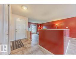 5026 53 Ave, Image 2