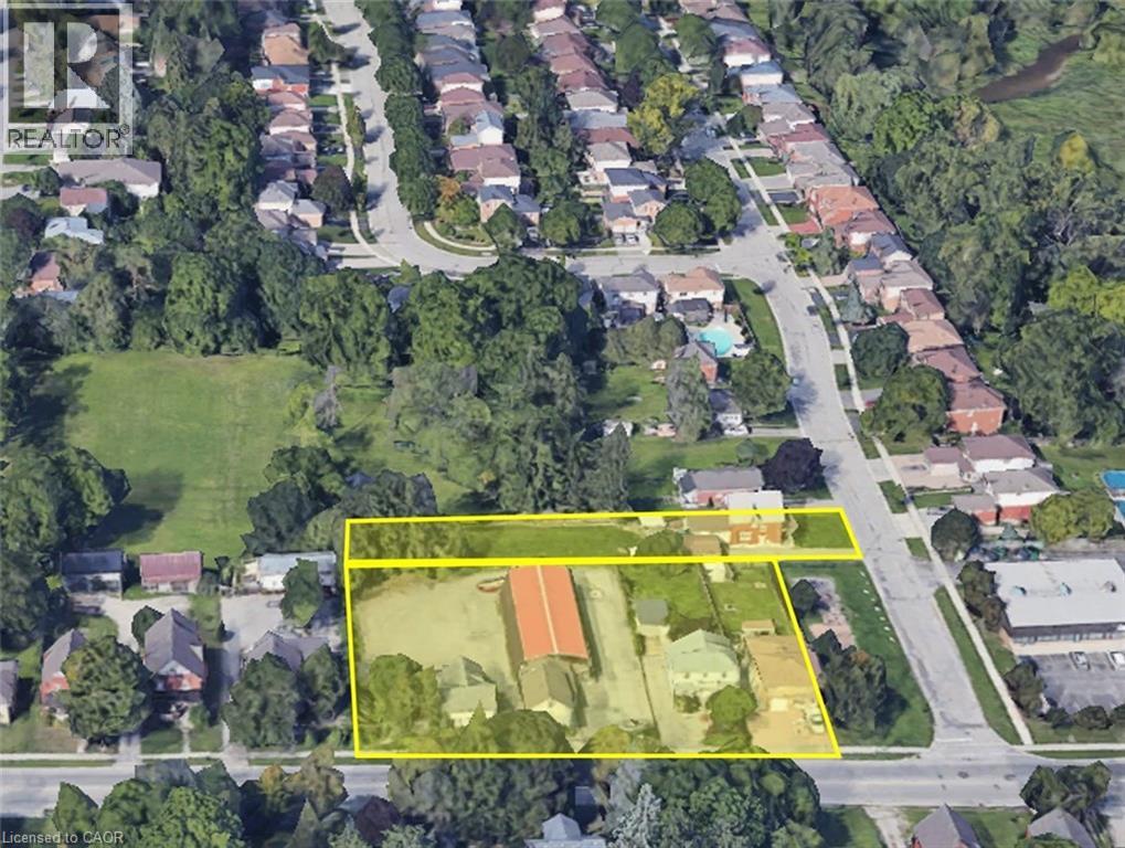 547 549 553 555 Lancaster Street W