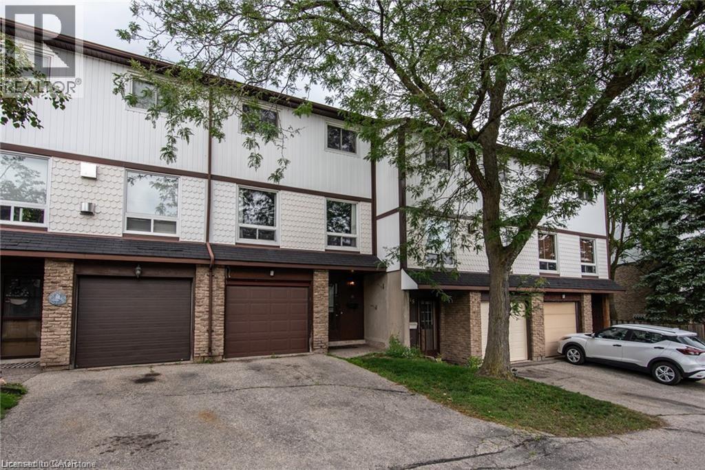 80 Old Country Drive Unit 14