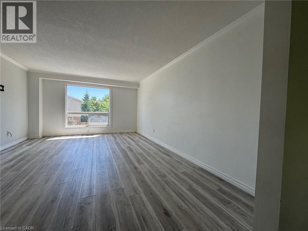 648 Doon Village Road Unit 5