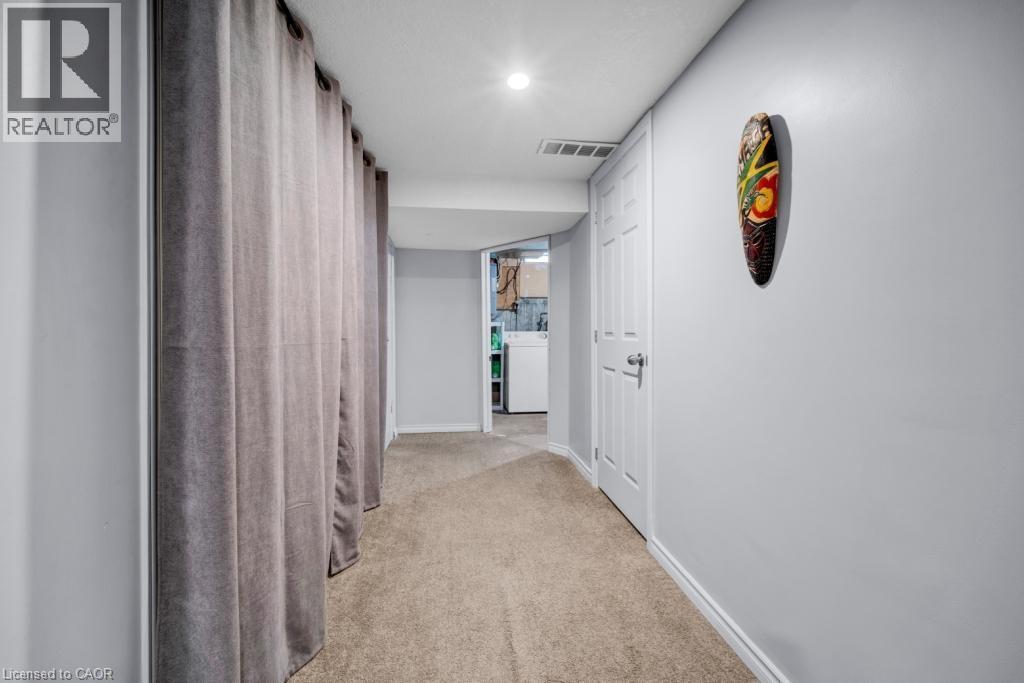 215 Glamis Road Unit 2