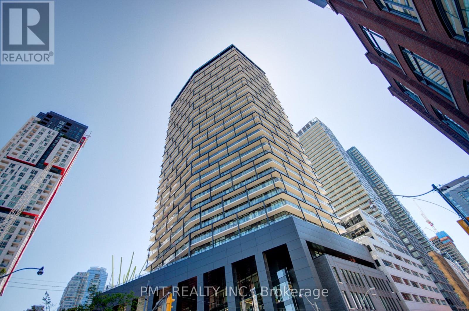1505 125 Peter Street