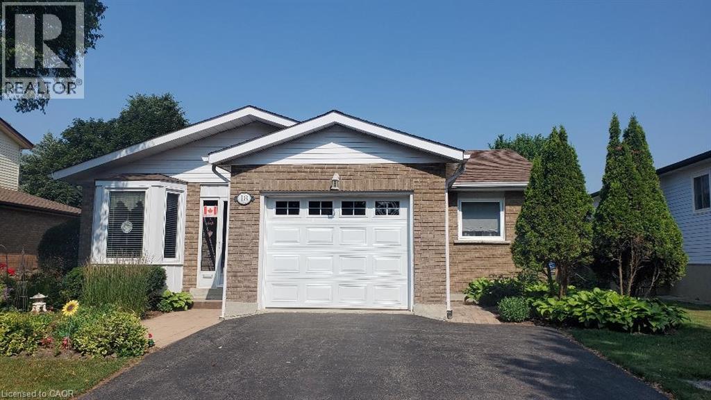 18 Magwood Court