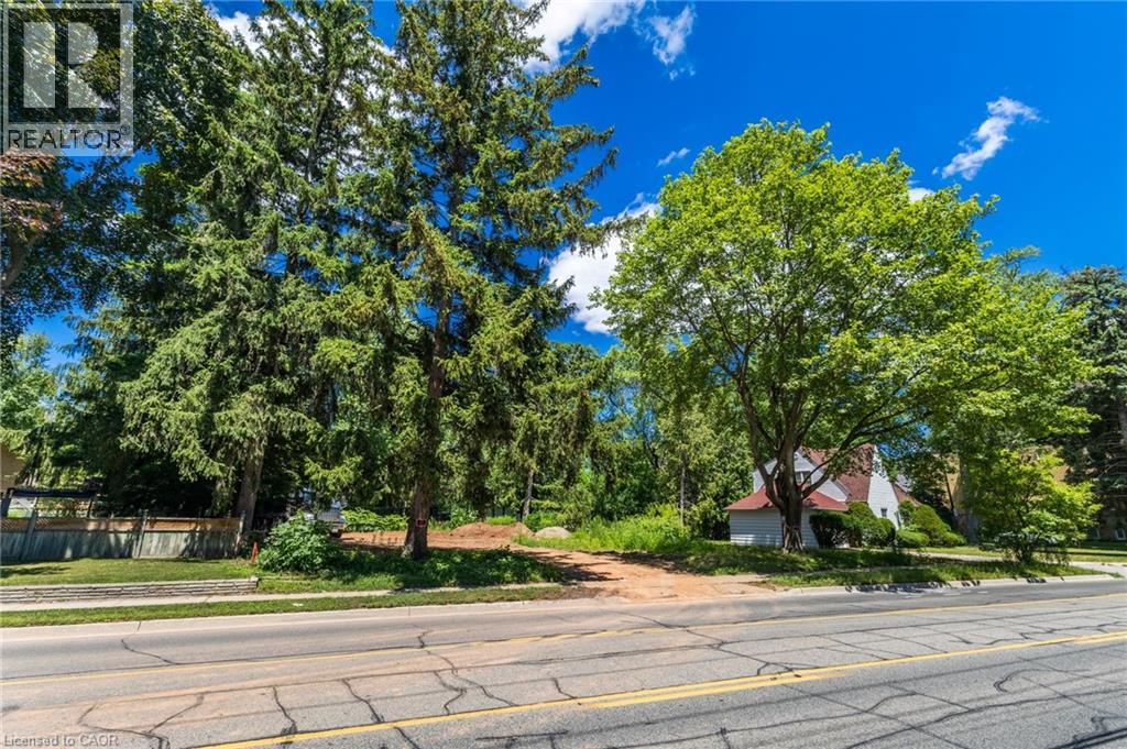 2381 Lakeshore Road