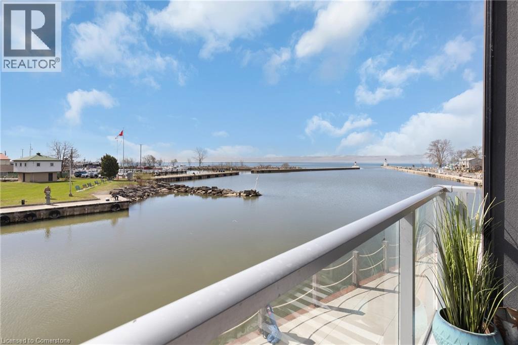 38 Harbour Street Unit 203