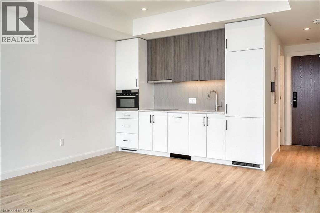 741 King Street Unit 611