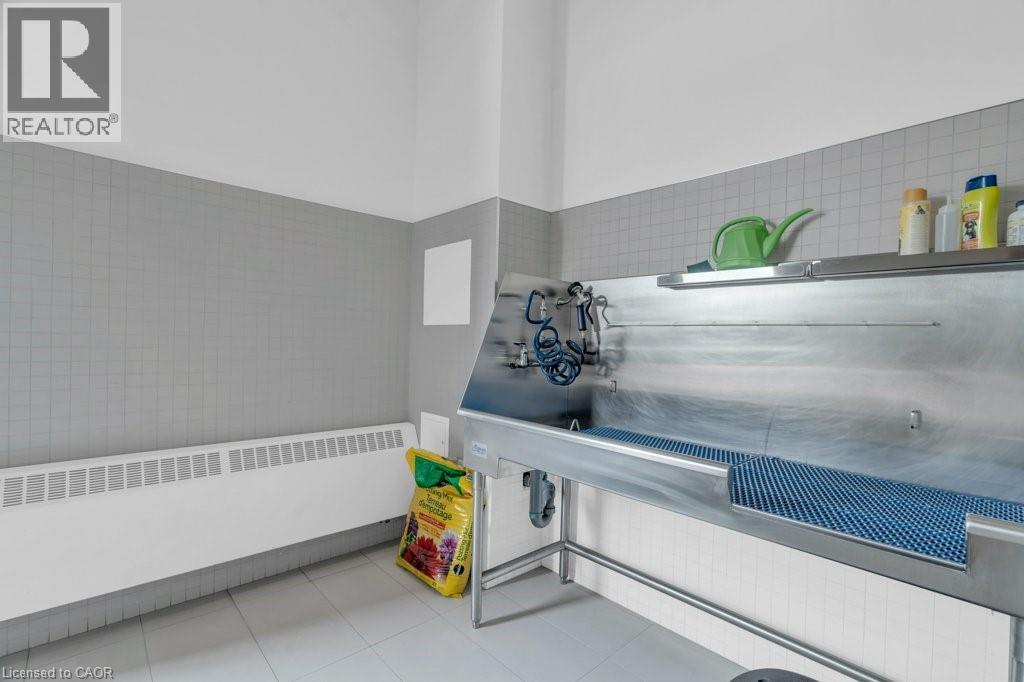 1050 Main Street E Unit 1004